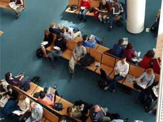 Le trafic de l'Aéroport augmente en juin Le trafic de l'Aéroport augmente en juin